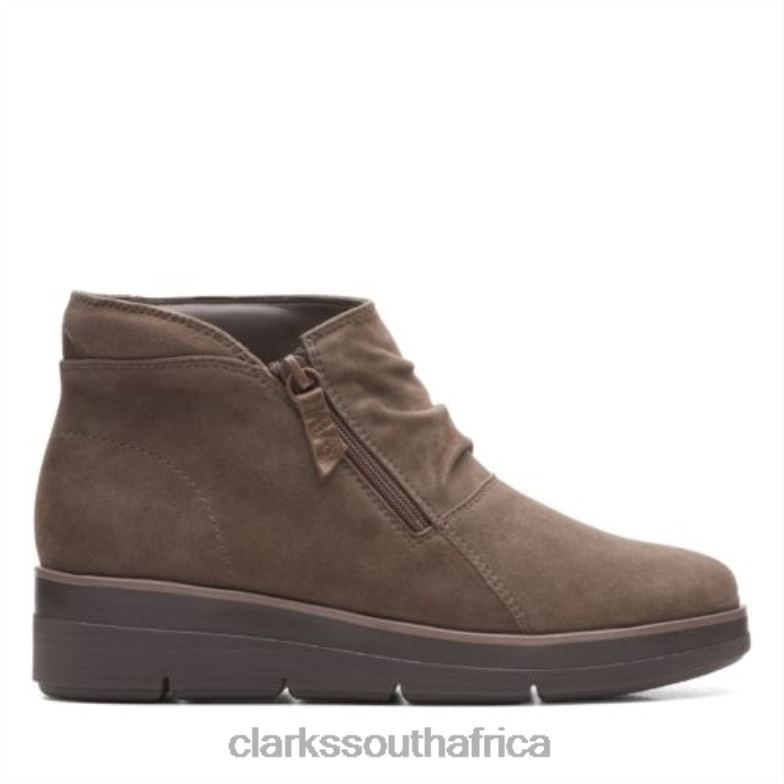 Clarks Taupe Suede Shaylup 840404105 Unisex Clarks Taupe Suede